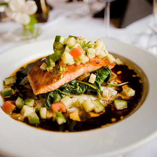 Salmon with sautéed vegetable in Asian sauce