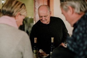Discovery Tasting at Whispering Brook